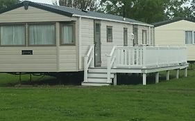 Butlins Minehead Caravan 120 River Cove Passes Included